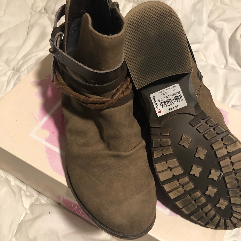 Buckle booties